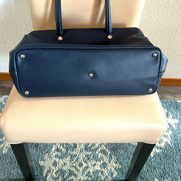 Longchamp Leather Shoulder Bag. Navy - Picture 4 of 5
